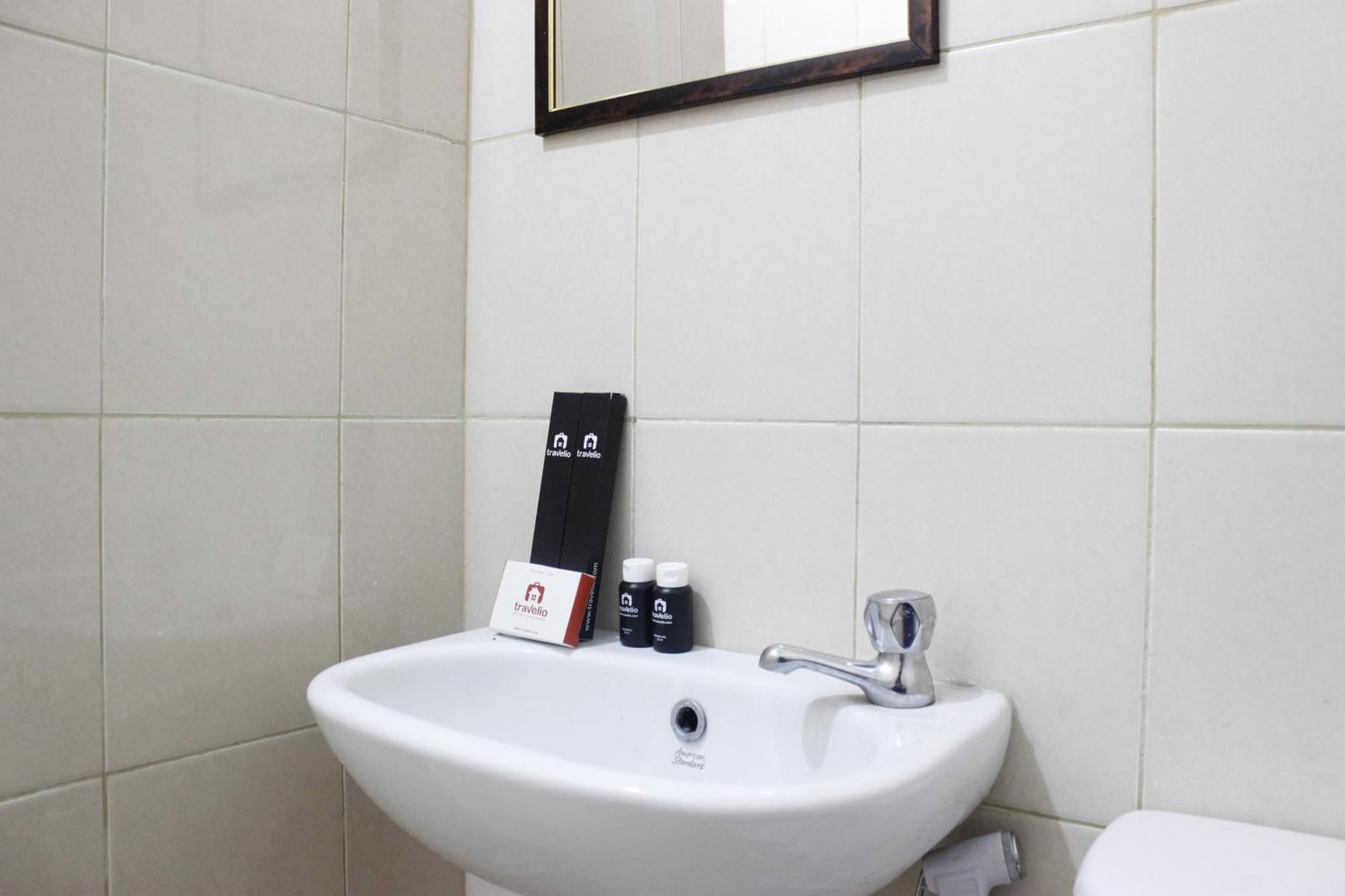 Apartemen Compact Tamansari Panoramic By Travelio